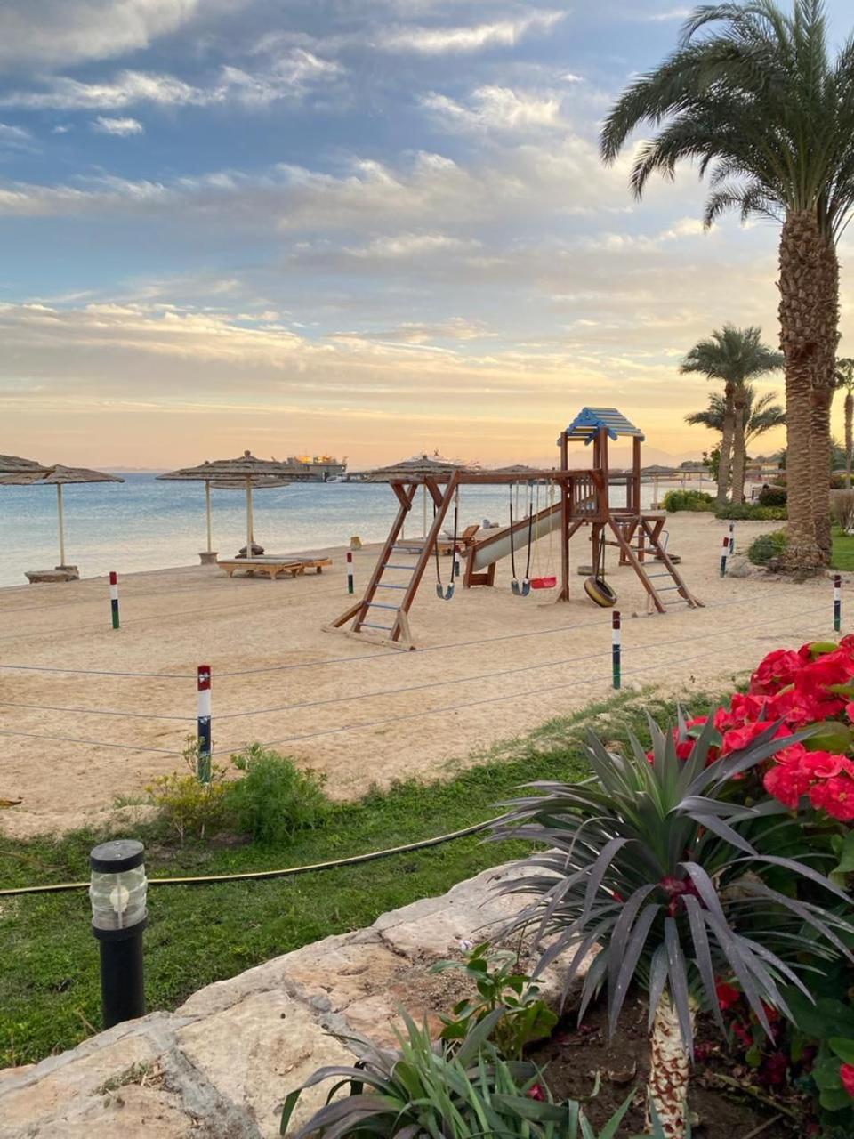 Esplanada Hotel Apartments Hurghada Esterno foto