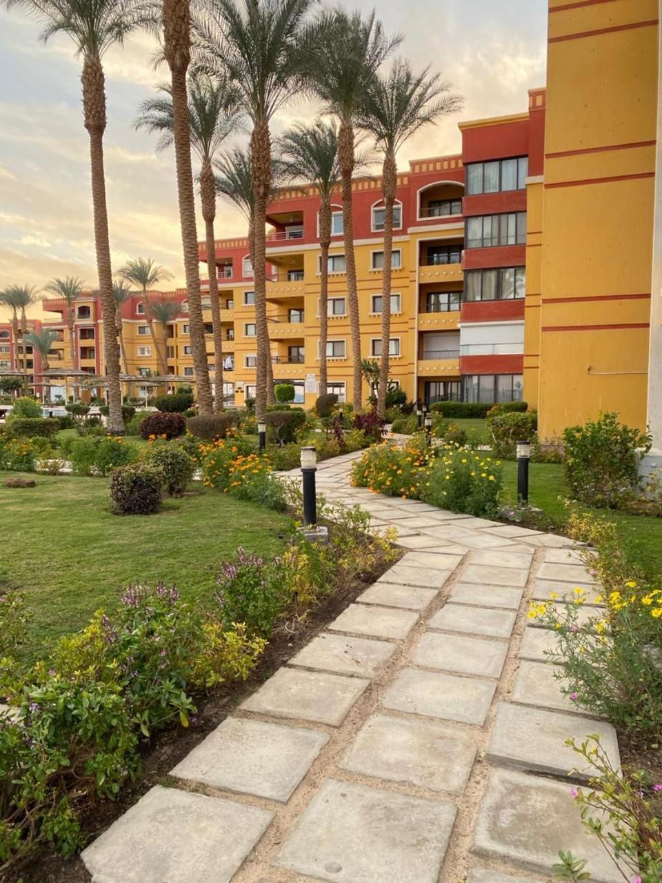 Esplanada Hotel Apartments Hurghada Esterno foto