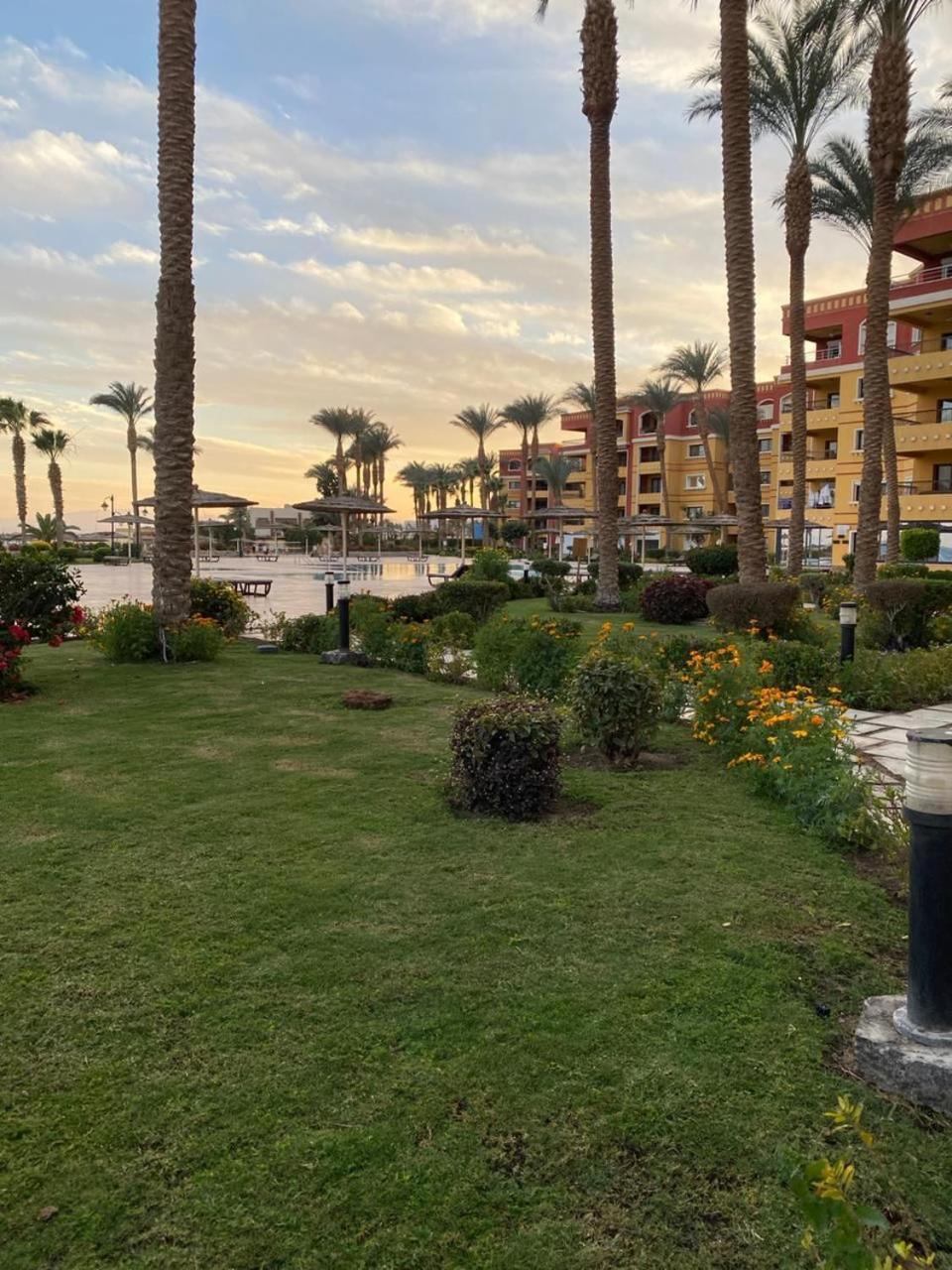 Esplanada Hotel Apartments Hurghada Esterno foto